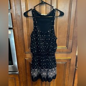 Jolt Paisley Romper Size Medium